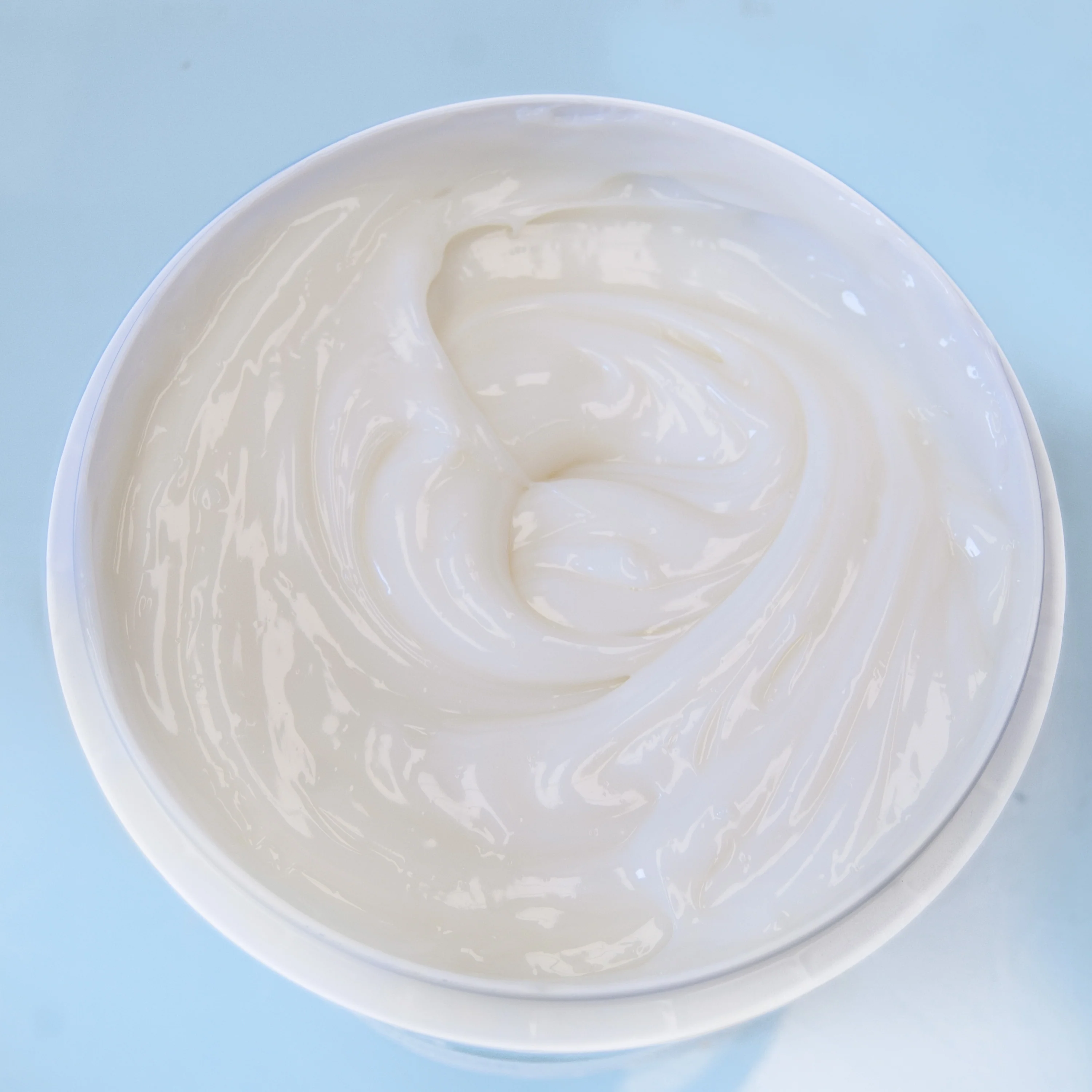 234 Premium Grade Heavy Duty Clear Wallcovering Adhesive - Image 4